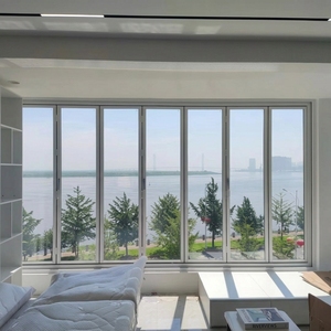 CE Certified High Air-water Tight Structure for Hotel Balcony and Holiday Resort Leisure Lounge Folding Door