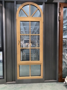 Custom Swing Soundproof Tilt Turn Solid Wood Aluminum Composite Windows